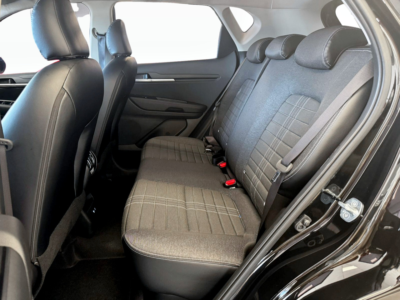 Kia SONET 1.5 LX MANUAL