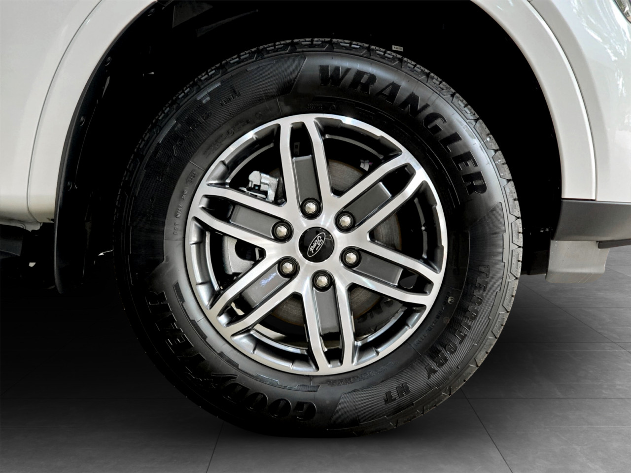 Ford EVEREST 2.0D BI-TURBO XLT A/T