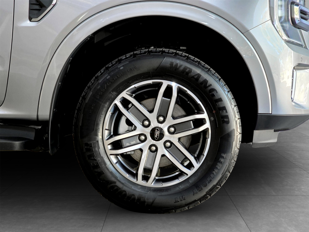 Ford EVEREST 2.0D BI-TURBO XLT A/T