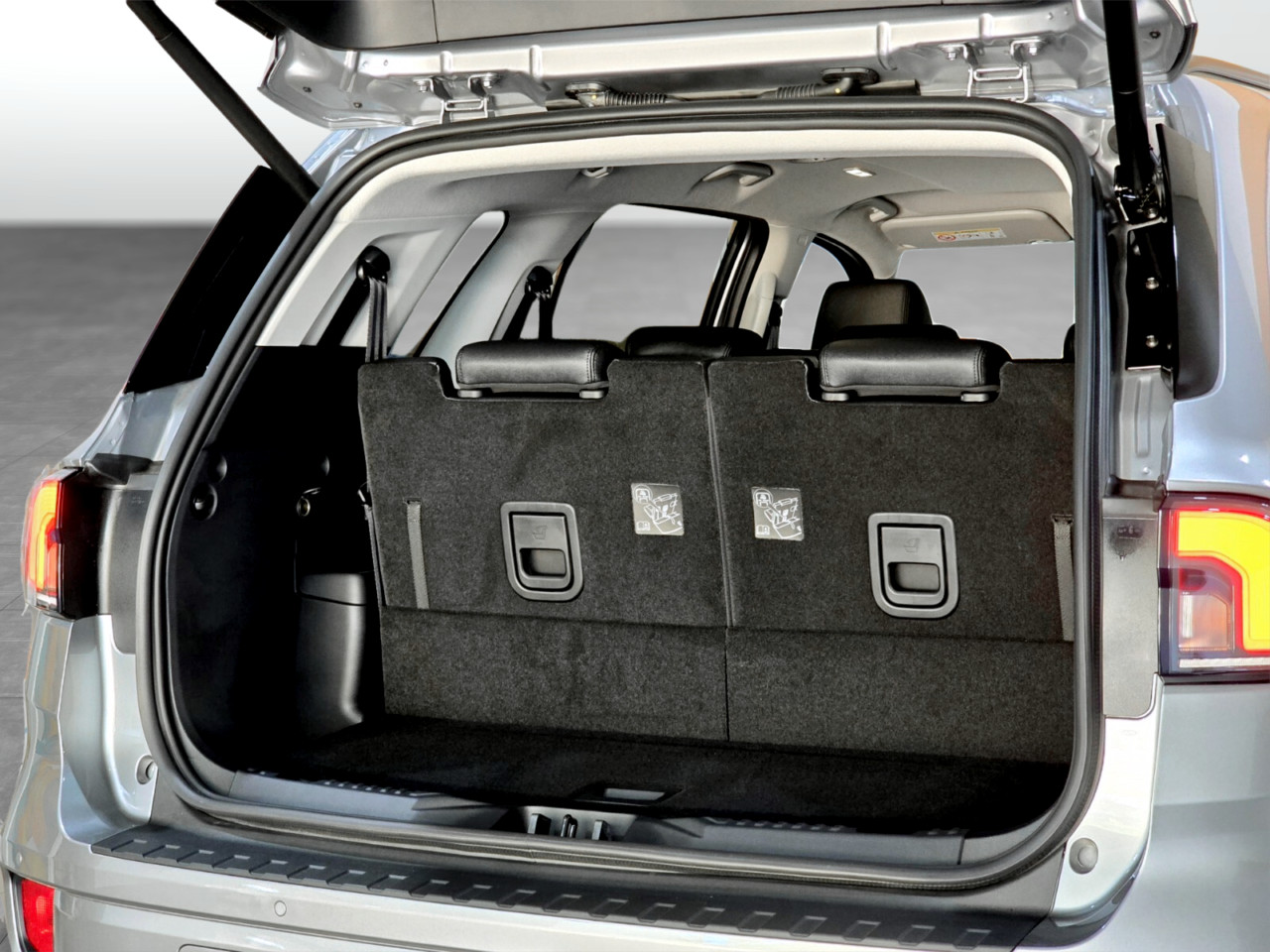 Ford EVEREST 2.0D BI-TURBO XLT A/T