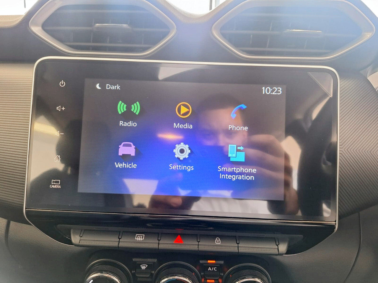 Nissan MAGNITE 1.0 ACENTA MANUAL