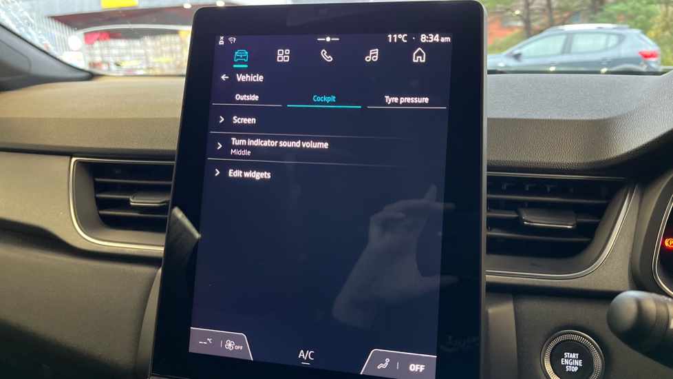 2025 25 RENAULT CAPTUR