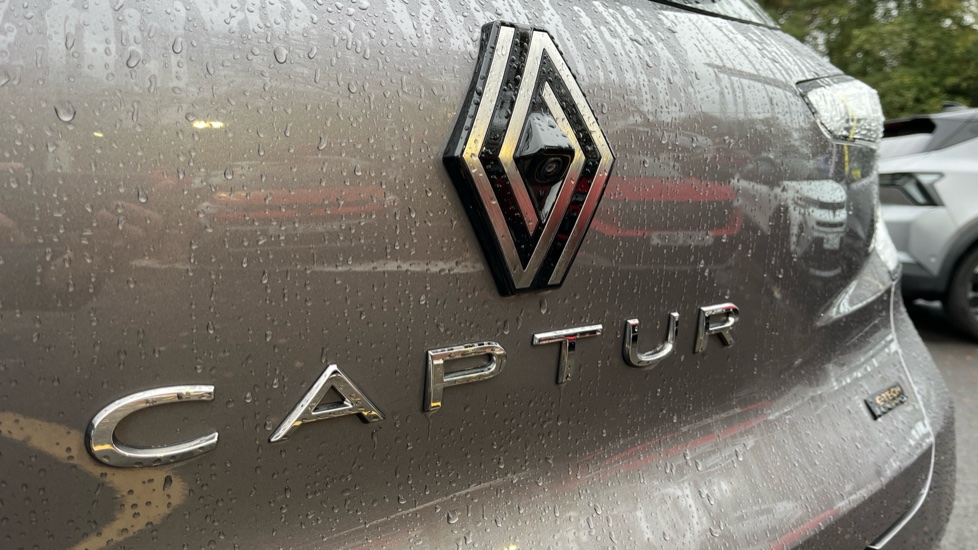 2025 25 RENAULT CAPTUR