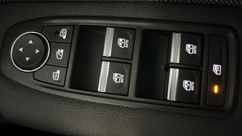 2025 25 RENAULT CAPTUR