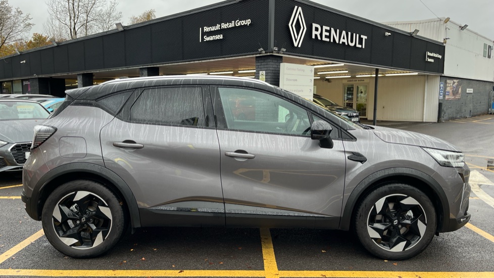2025 25 RENAULT CAPTUR