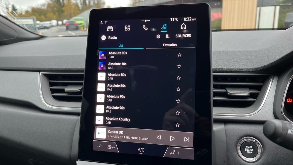 2025 25 RENAULT CAPTUR