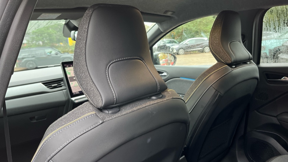 2025 25 RENAULT CAPTUR