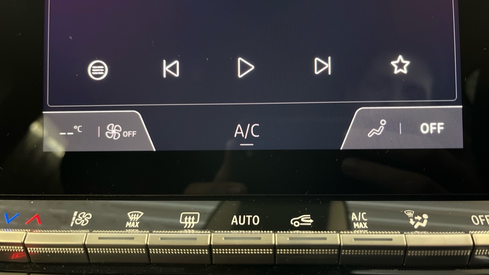 2025 25 RENAULT CAPTUR