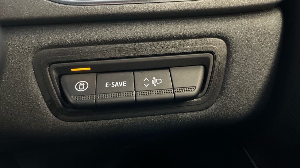 2025 25 RENAULT CAPTUR