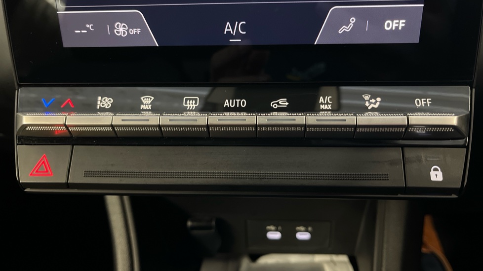 2025 25 RENAULT CAPTUR