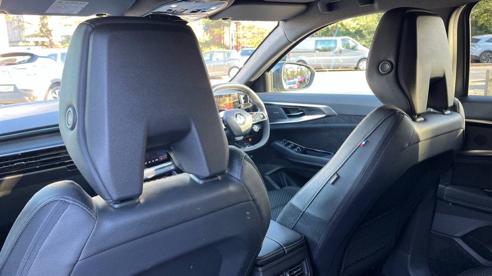 2023 73 RENAULT AUSTRAL