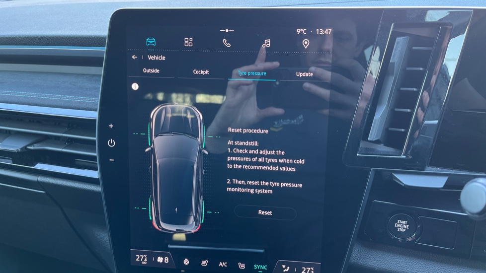 2023 73 RENAULT AUSTRAL