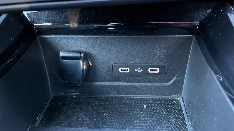 2023 73 RENAULT AUSTRAL