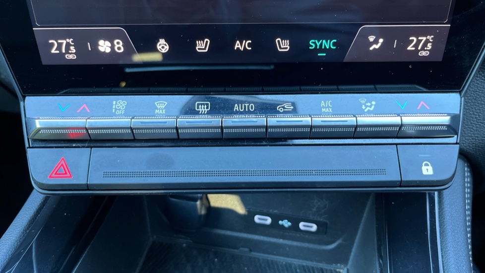 2023 73 RENAULT AUSTRAL