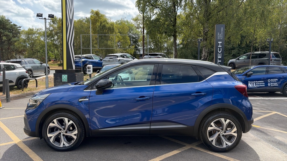 2021 21 RENAULT CAPTUR