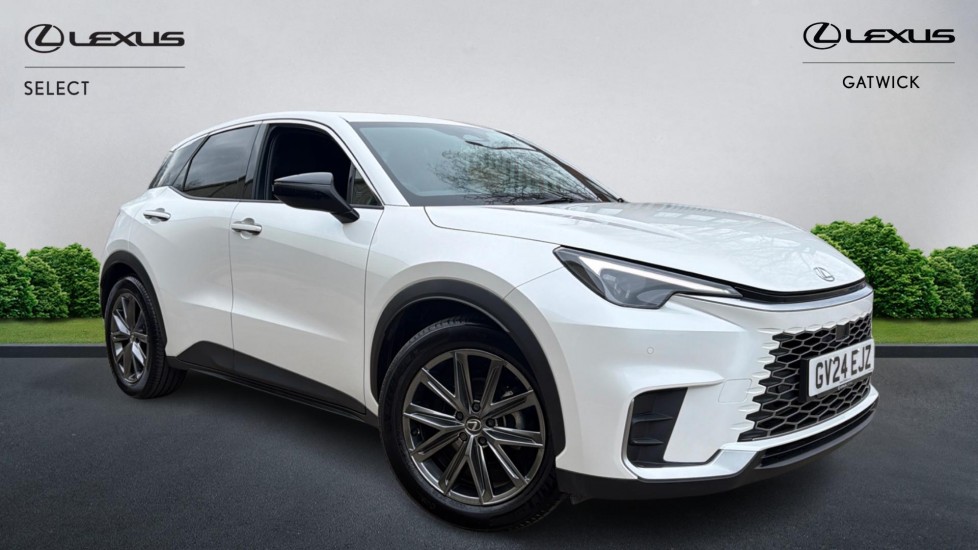 2024 Lexus LBX 1.5 Premium Plus