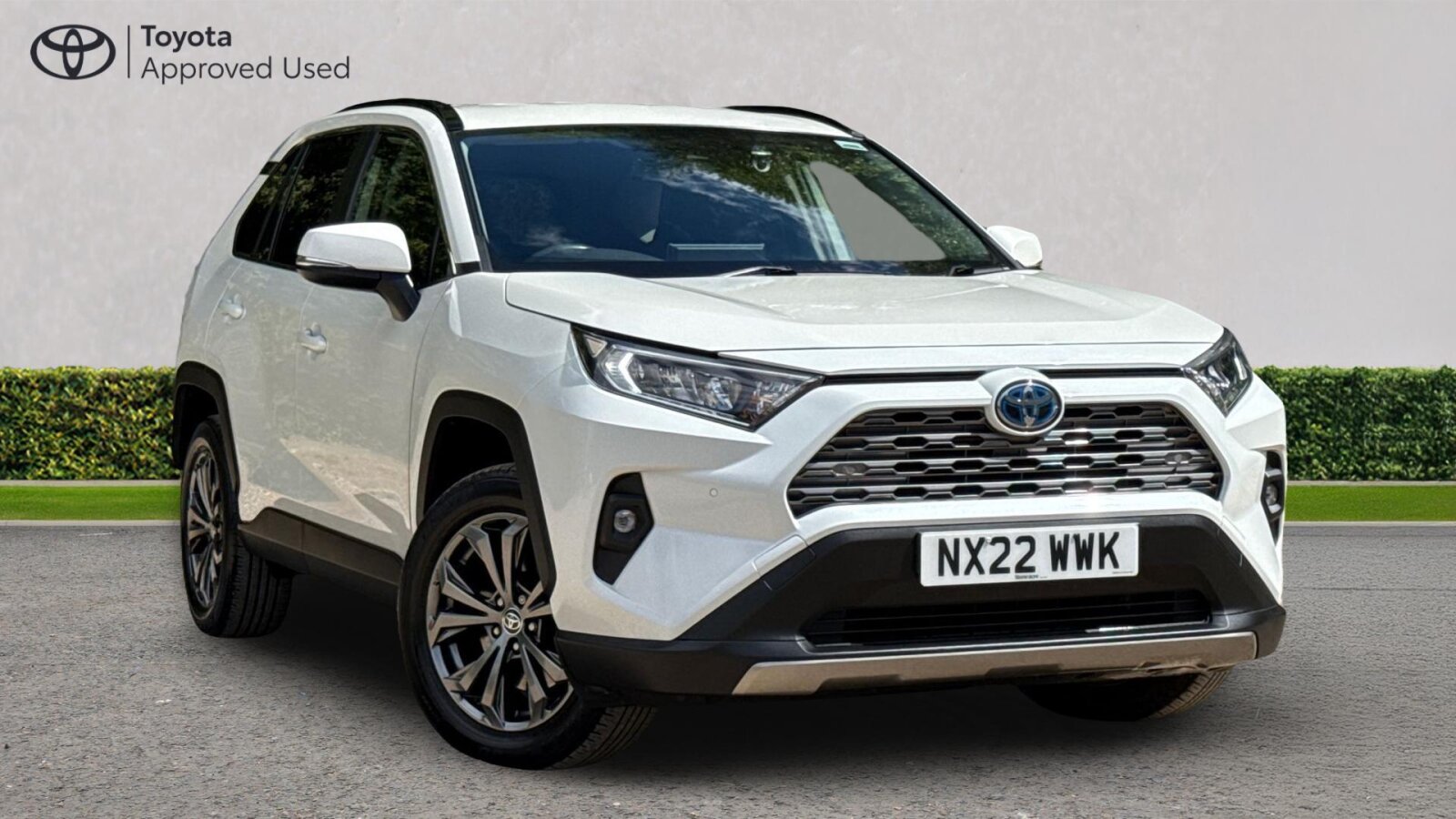 Toyota RAV4 listing photo