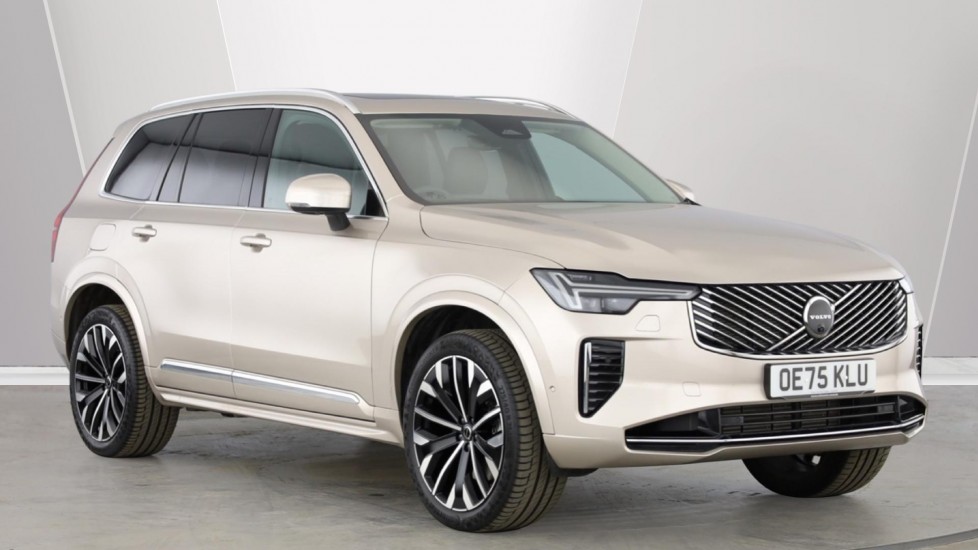 Volvo XC90 listing photo