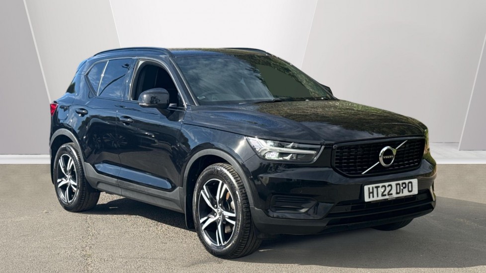 Volvo XC40 listing photo