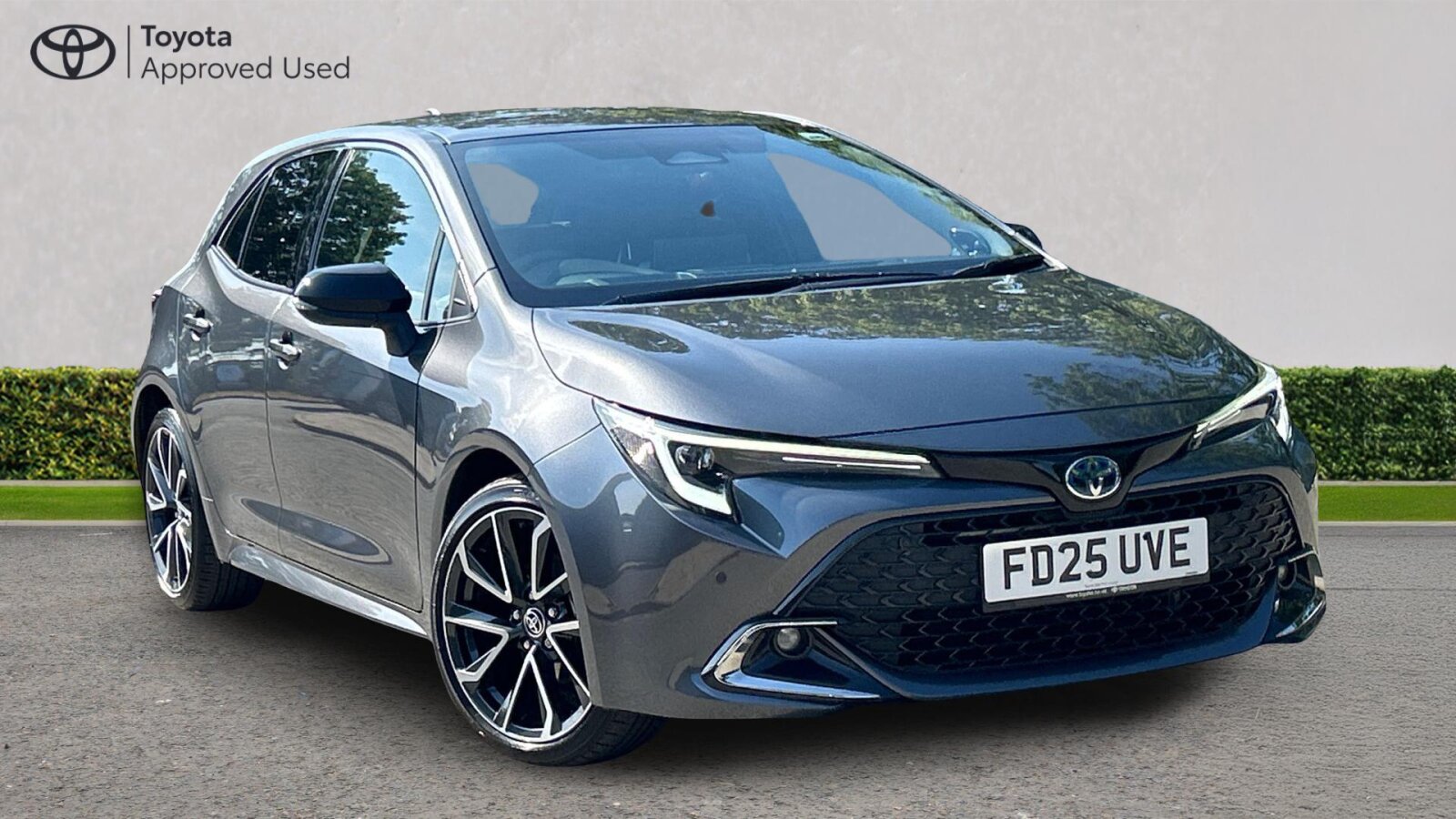 Toyota Corolla listing photo