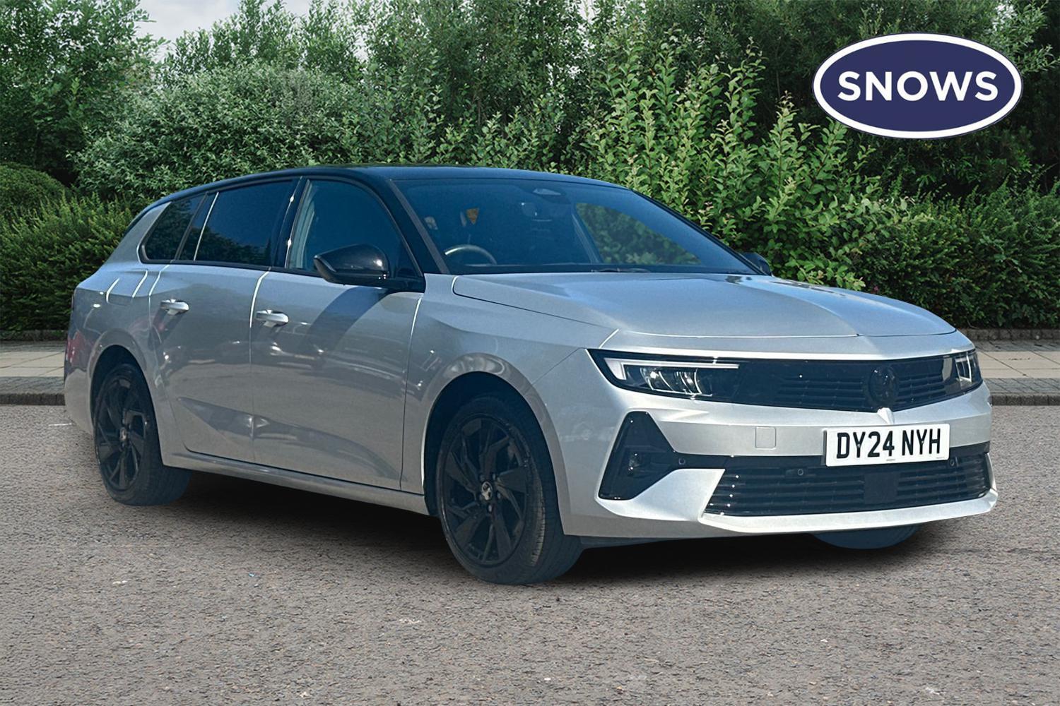 Vauxhall Astra listing photo
