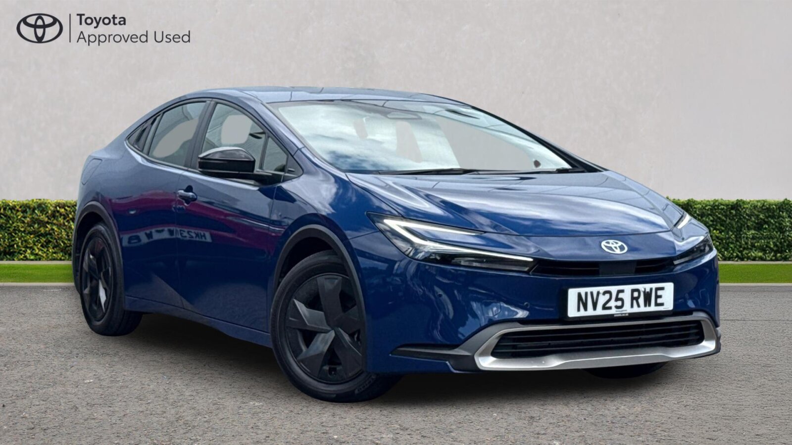 Toyota Prius listing photo
