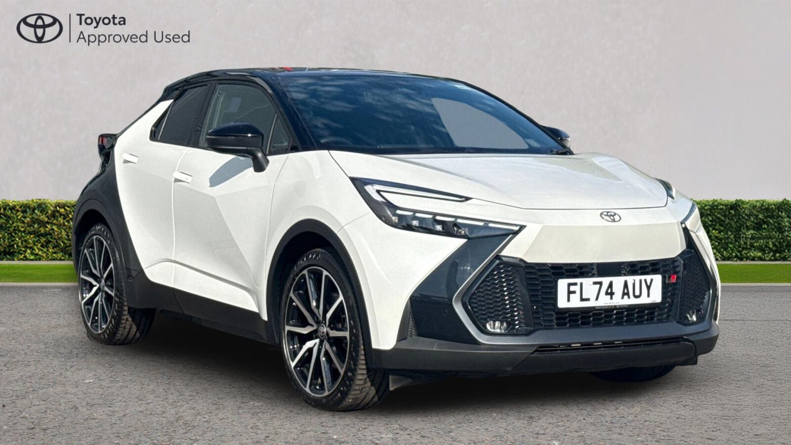 Toyota C-HR listing photo