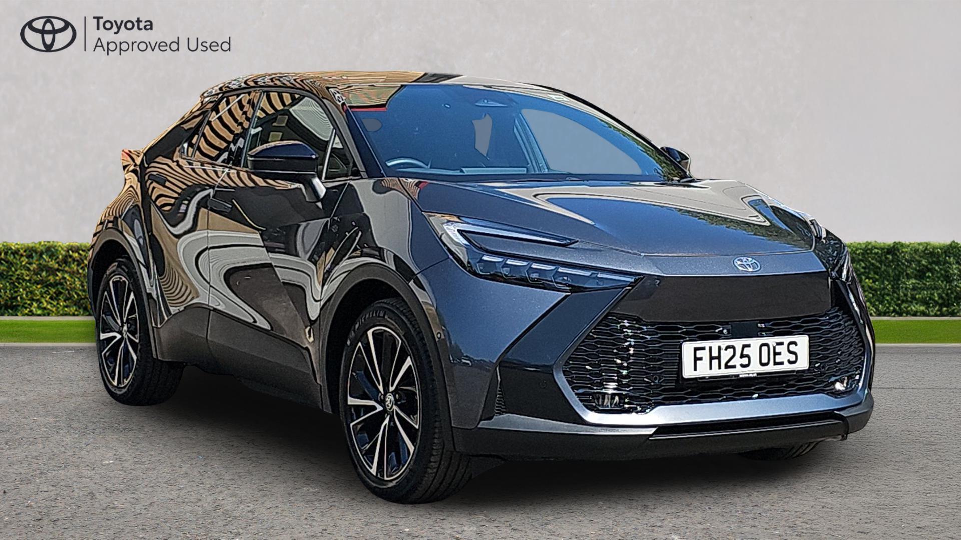 Toyota C-HR listing photo