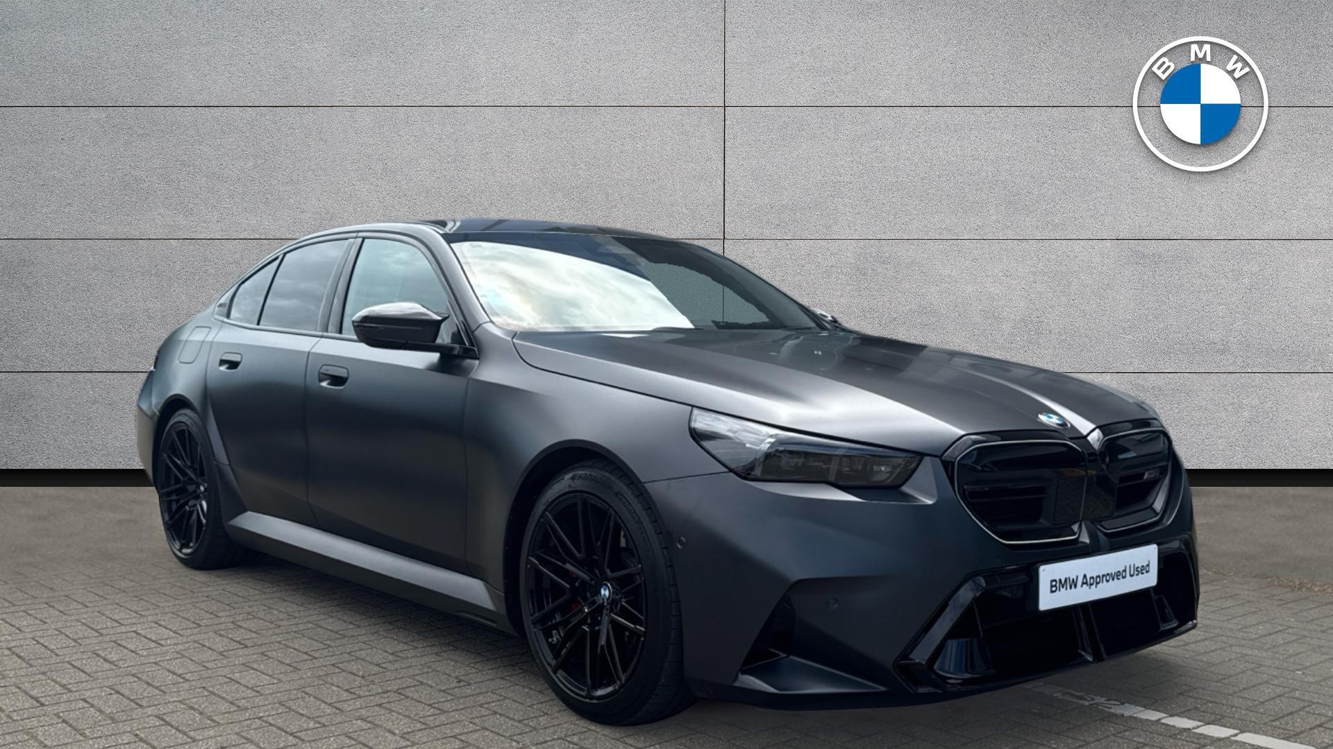 BMW M5 listing photo
