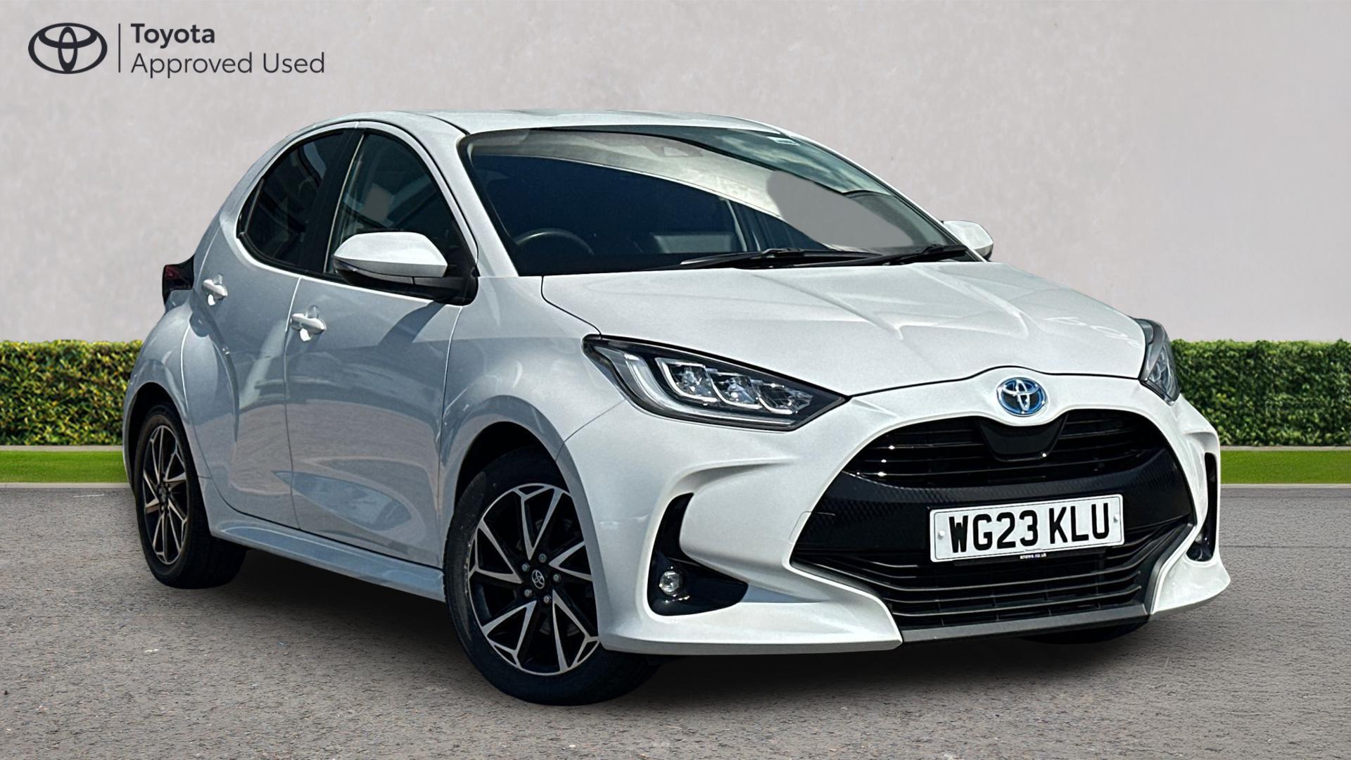 Toyota Yaris dealer public-web source image
