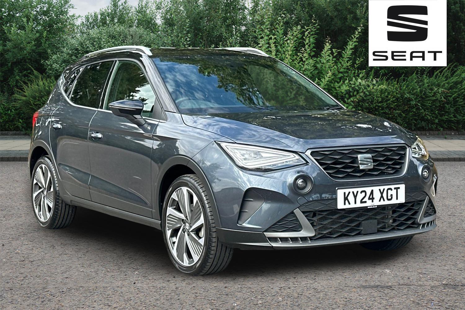 SEAT Arona listing photo