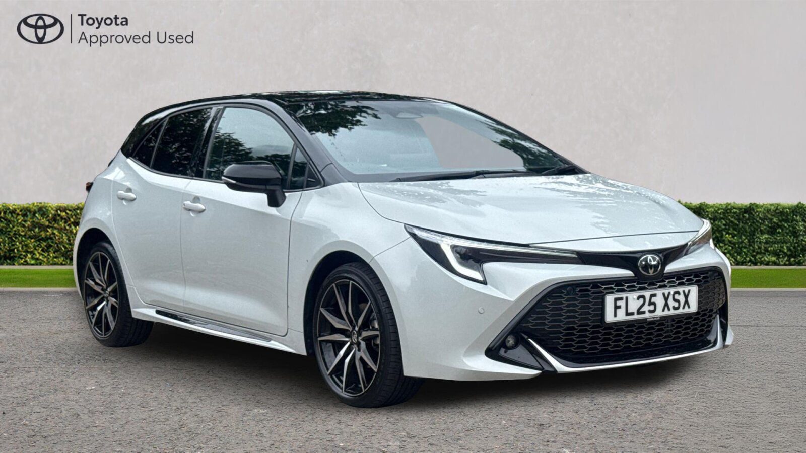 Toyota Corolla listing photo