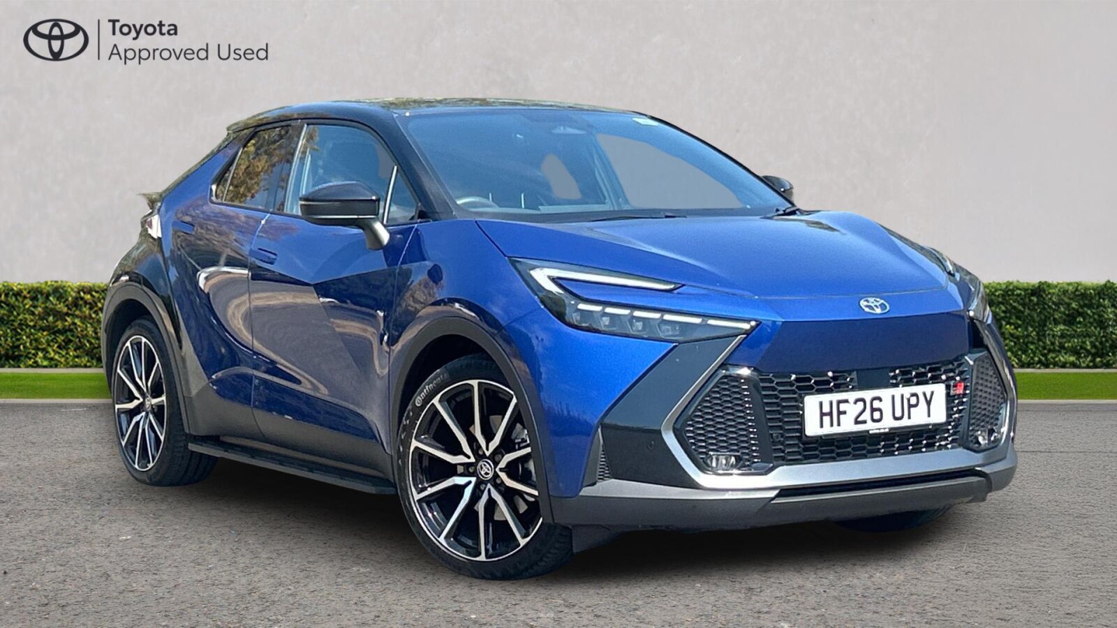 Toyota C-HR listing photo