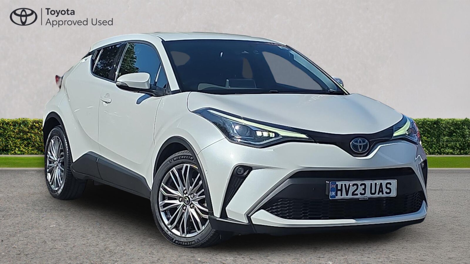 Toyota C-HR dealer public-web source image