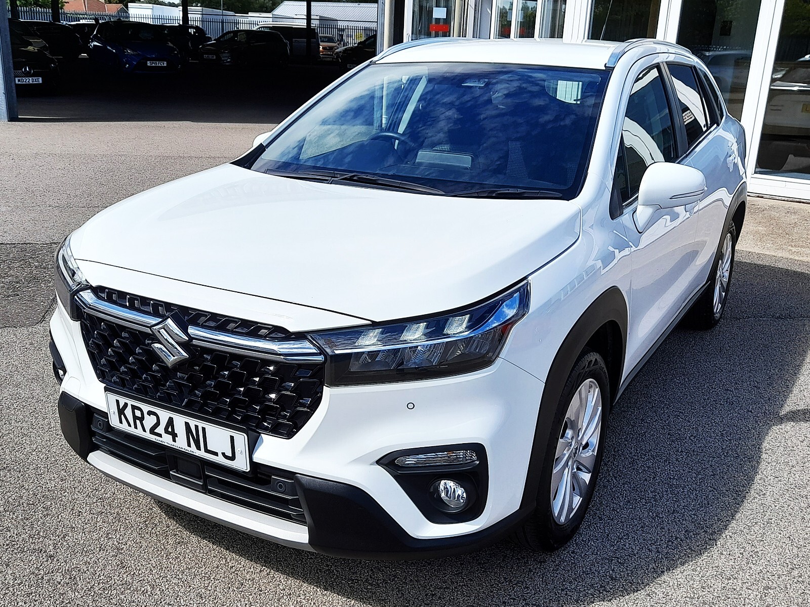 Suzuki S-cross