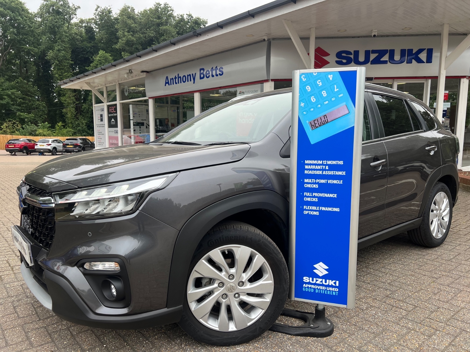 Suzuki S-cross
