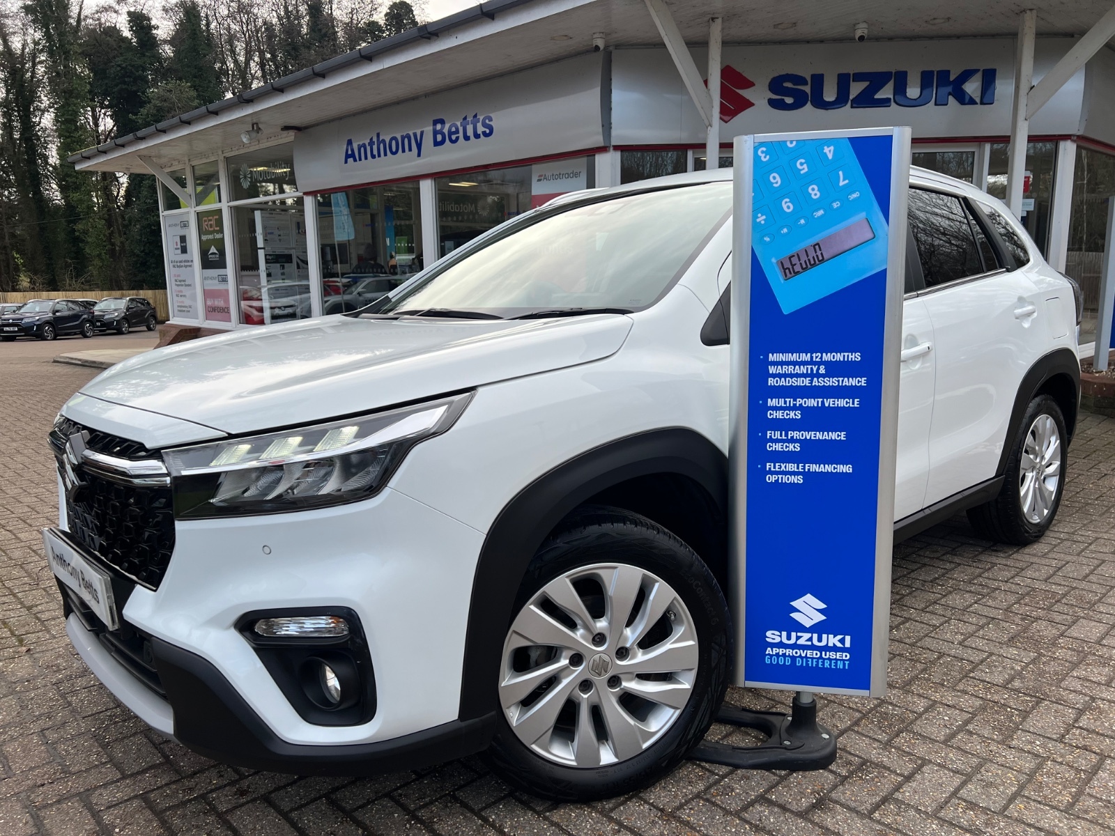 Suzuki S-cross