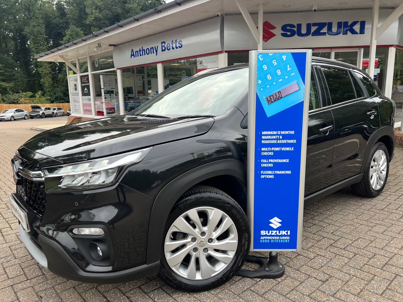 Suzuki S-cross