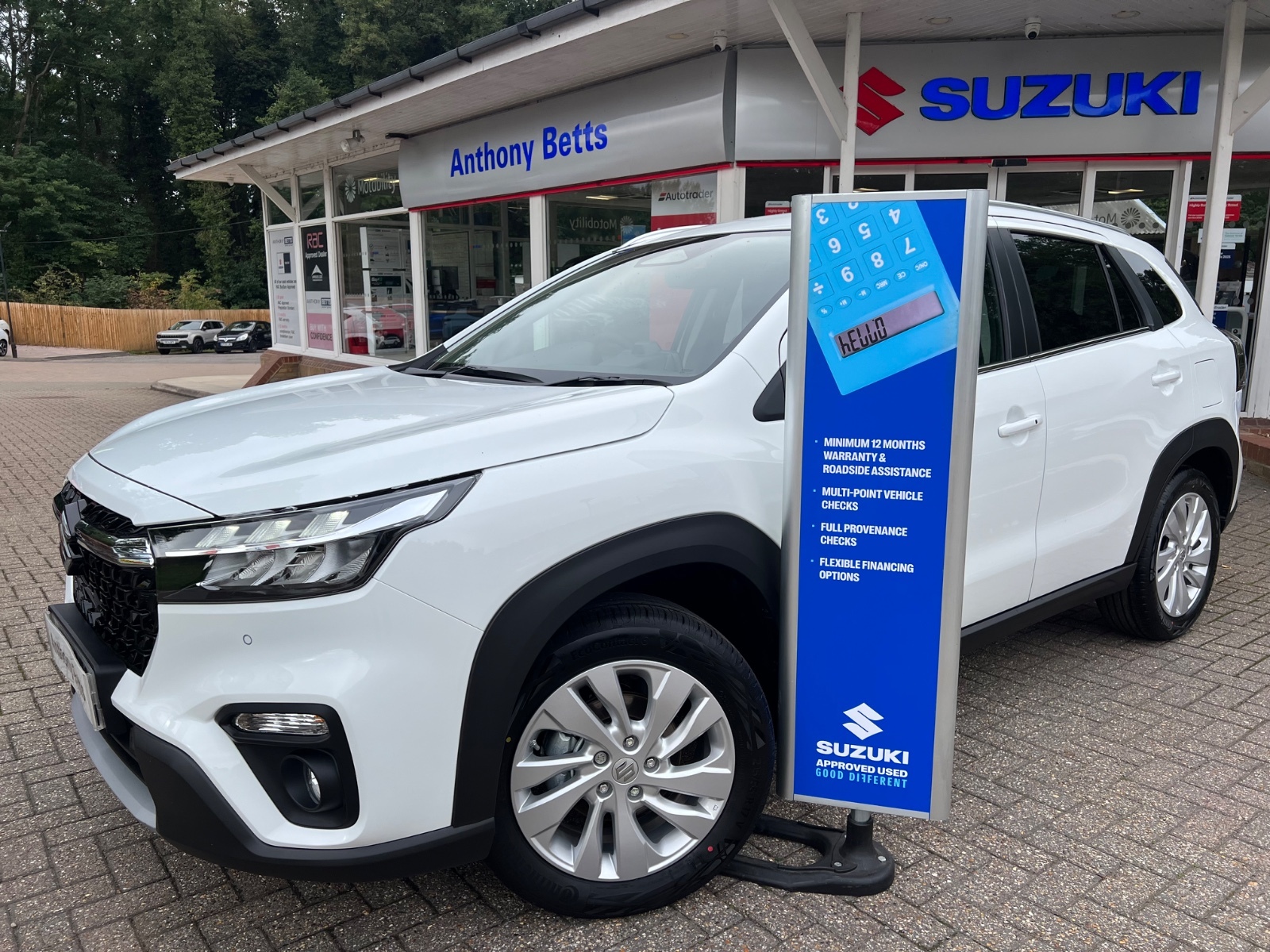 Suzuki S-cross