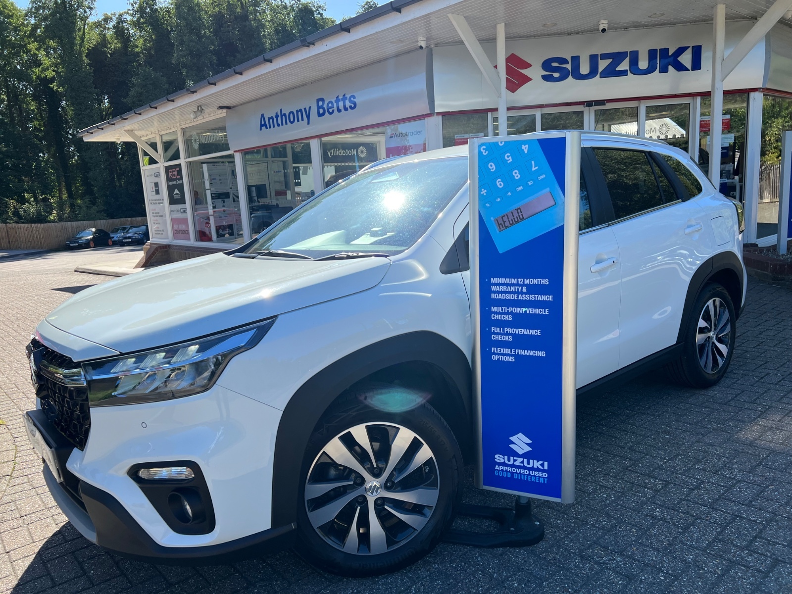 Suzuki S-cross