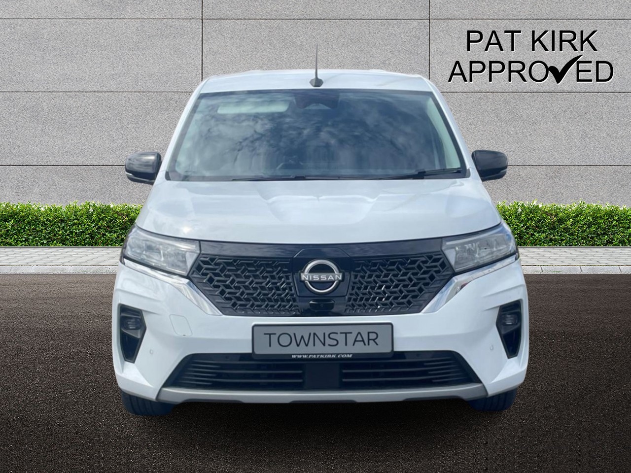 2023 Nissan Townstar TEKNA PLUS L1*183 MILES WLTP RANGE, 22KWH CHARGER & 80KWH DC CHARGING* - vehicle photo 13 for sale on PureCar
