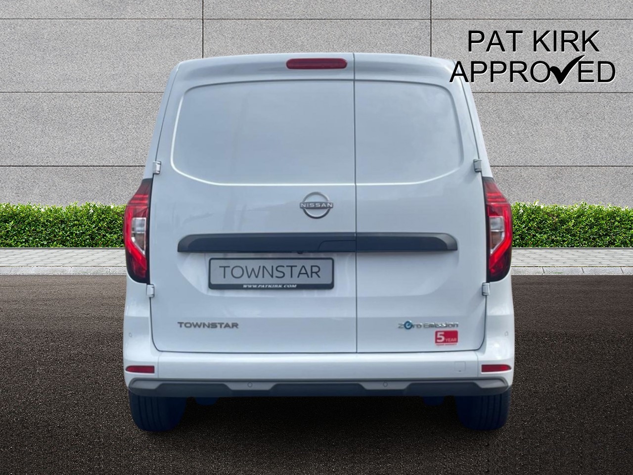 2023 Nissan Townstar TEKNA PLUS L1*183 MILES WLTP RANGE, 22KWH CHARGER & 80KWH DC CHARGING* - vehicle photo 14 for sale on PureCar