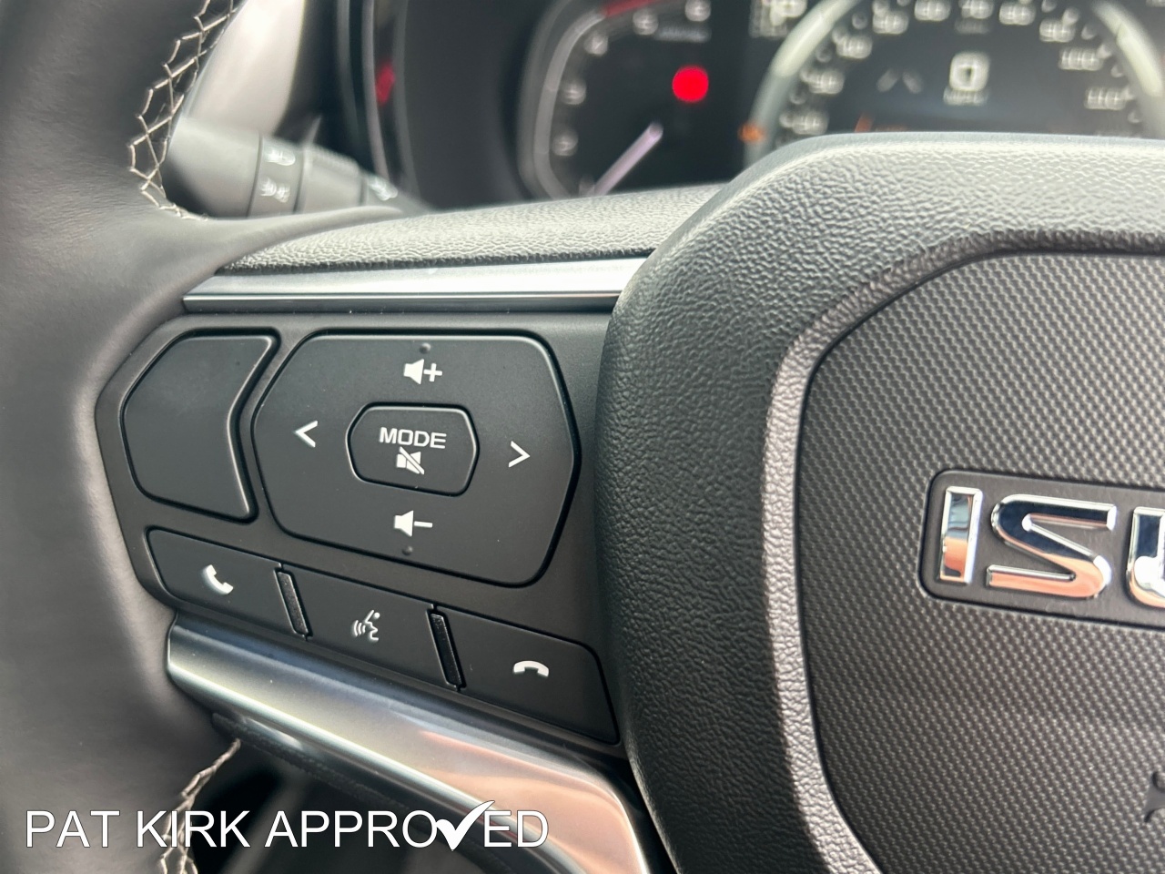 2025 Isuzu D-Max 1.9 DL40 Double Cab 4x4 Auto - vehicle photo 18 for sale on PureCar