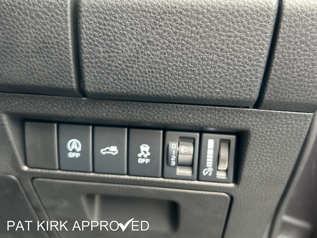 2025 Isuzu D-Max 1.9 DL40 Double Cab 4x4 Auto - vehicle photo 21 for sale on PureCar