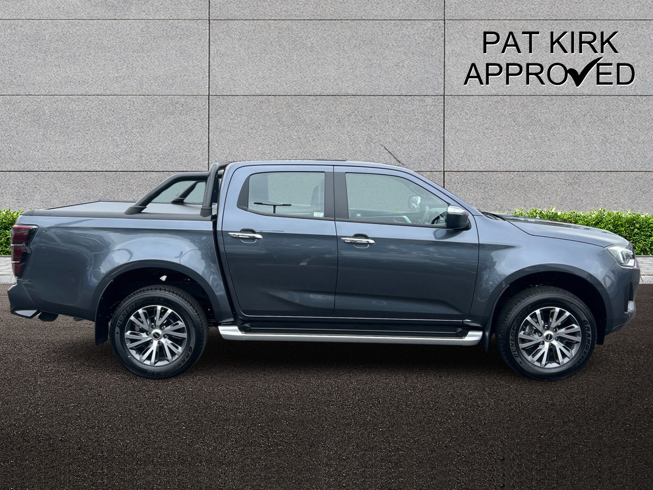 2025 Isuzu D-Max 1.9 DL40 Double Cab 4x4 Auto - vehicle photo 3 for sale on PureCar