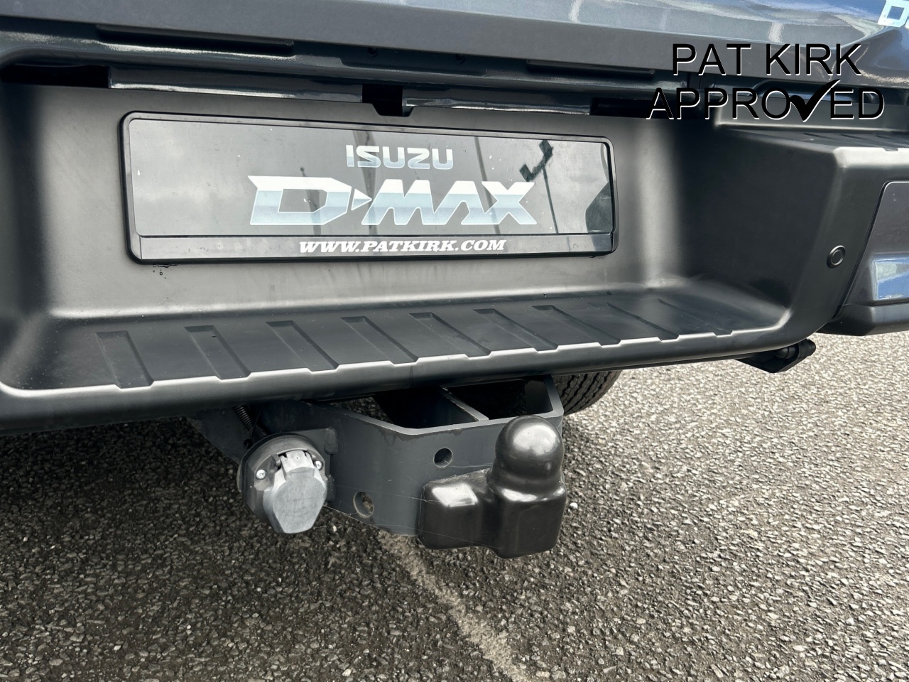 2025 Isuzu D-Max 1.9 DL40 Double Cab 4x4 Auto - vehicle photo 39 for sale on PureCar