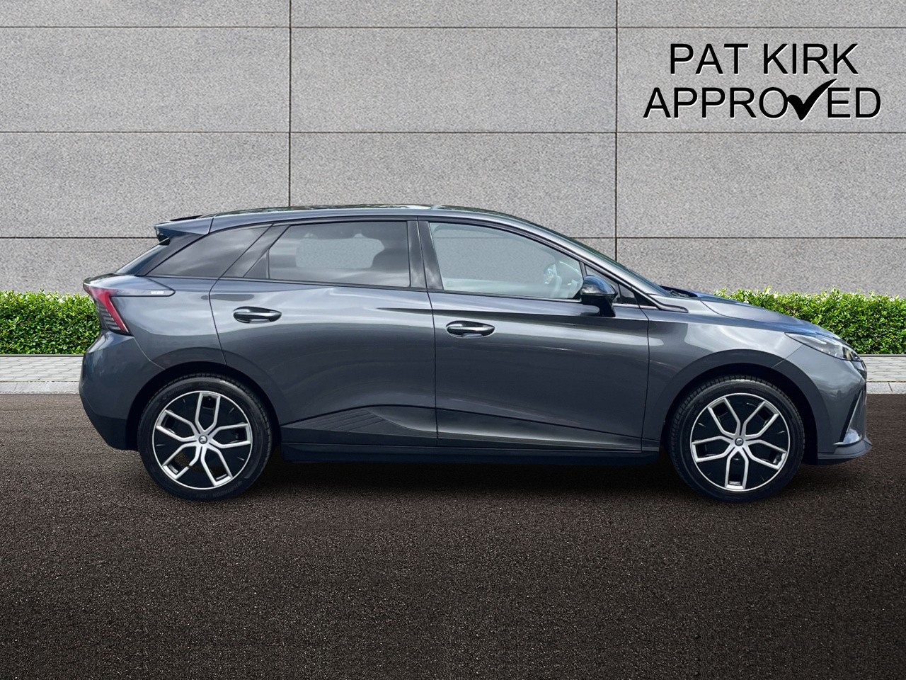 2024 MG Mg4 150kW Trophy EV Long Range 64kWh 5dr Auto - vehicle photo 4 for sale on PureCar