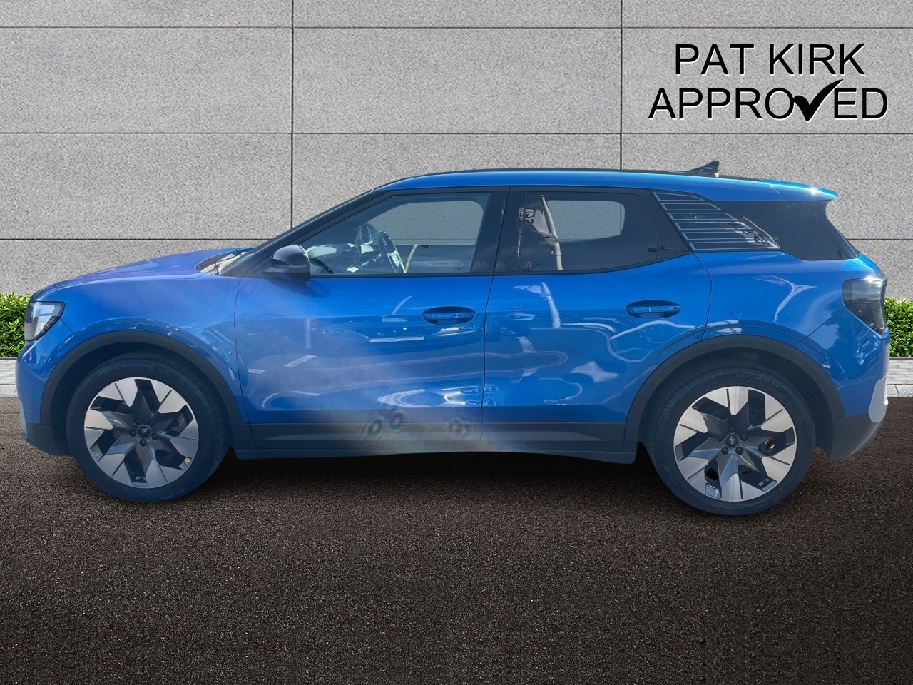 2025 Ford Explorer 210kW Premium 77kWh 5dr Auto - vehicle photo 10 for sale on PureCar