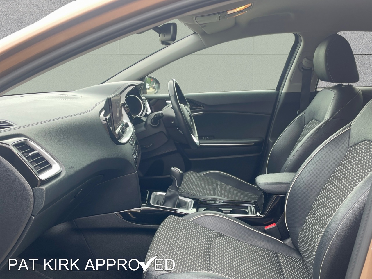 2022 Kia XCeed 1.5T GDi ISG 3 5dr - vehicle photo 12 for sale on PureCar