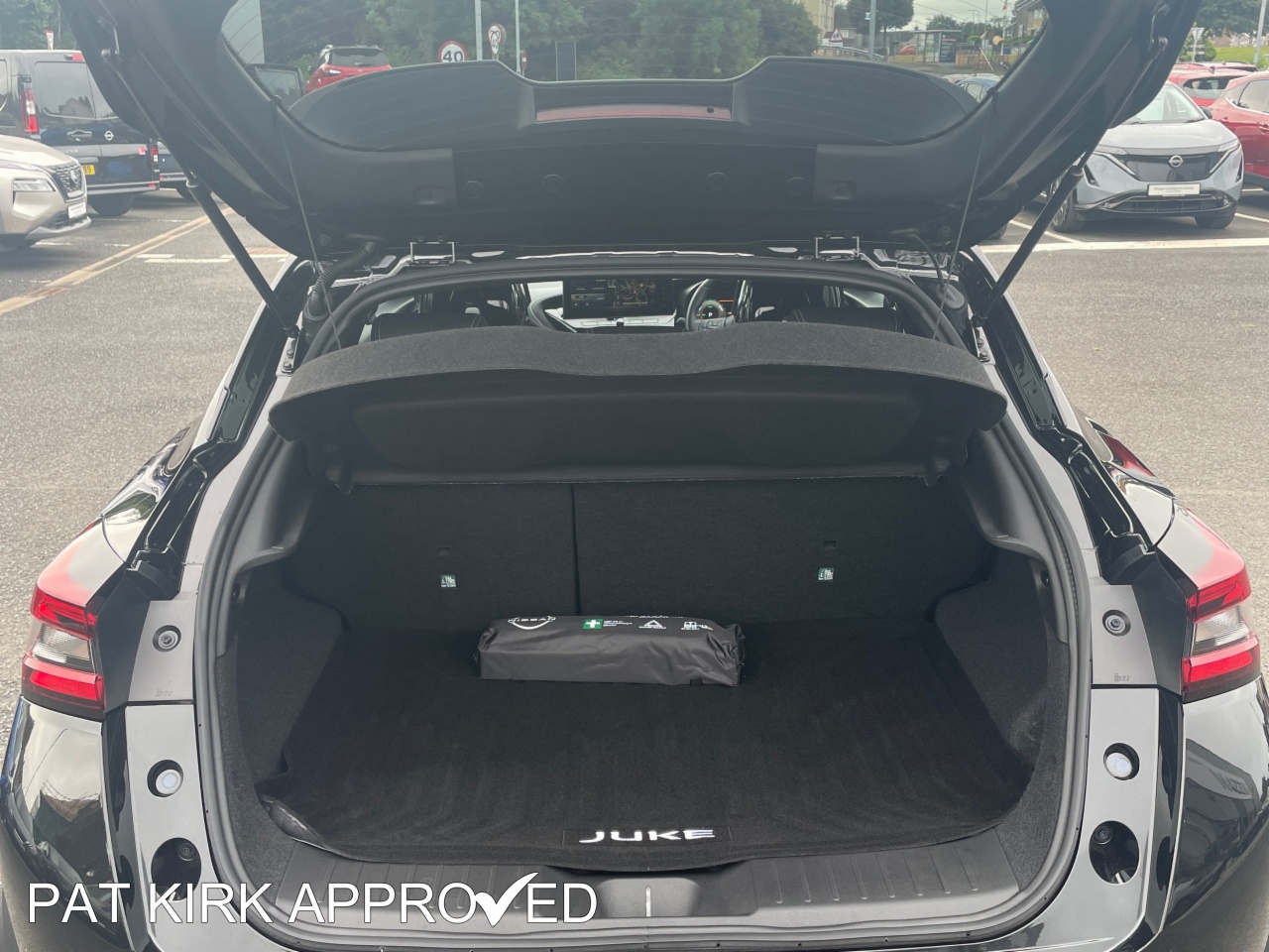 2026 Nissan Juke 1.6 Hybrid Tekna 5dr Auto - vehicle photo 21 for sale on PureCar
